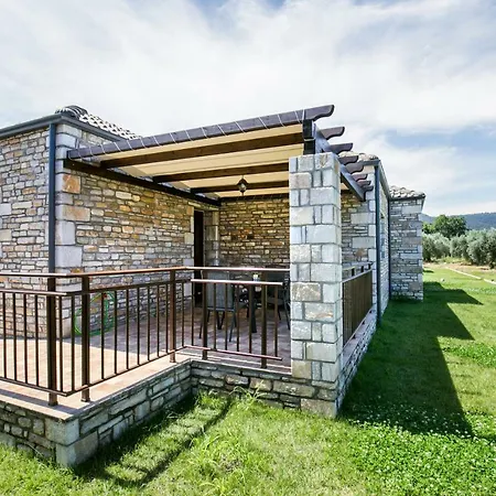 Apartman Elaionas Stone *
