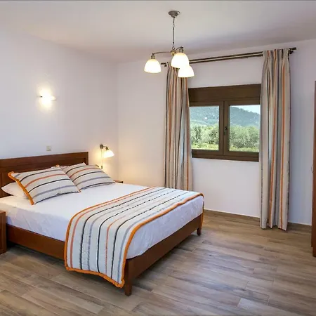 Elaionas Stone Apartment