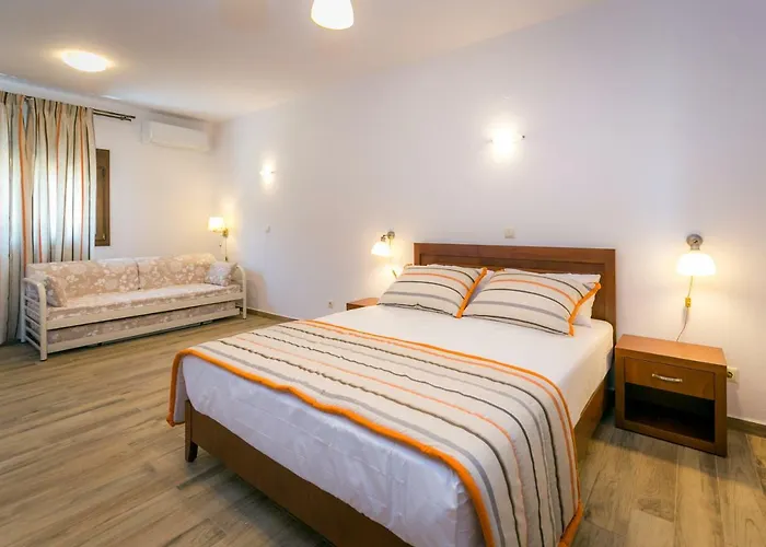 Elaionas Stone Διαμέρισμα *