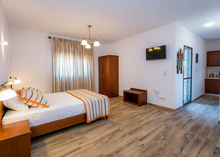 Elaionas Stone Διαμέρισμα *